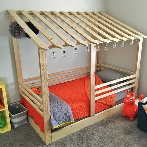 Cool Shape House Bed
