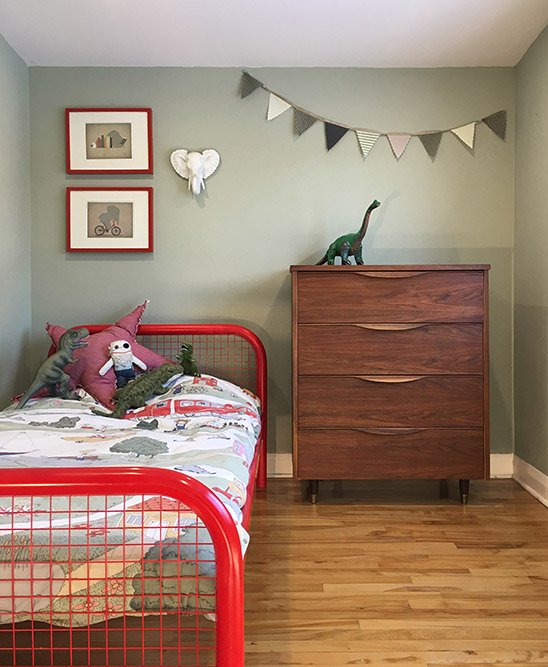 Boy bedroom old decor