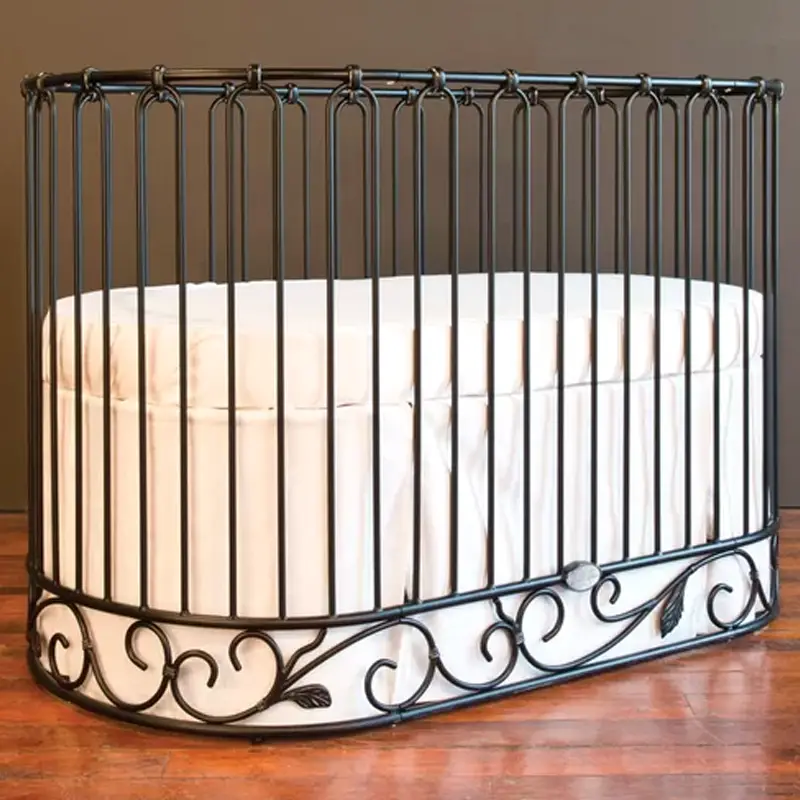 Round Crib With a Vintage Style by Bratt Decor