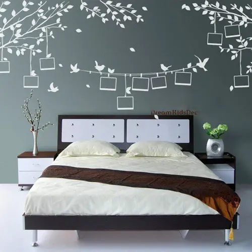 Family tree mural with frames