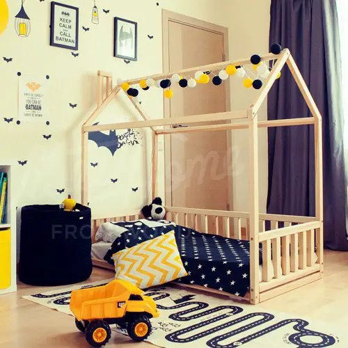 Toddler Full Bed With Guardrail Fence