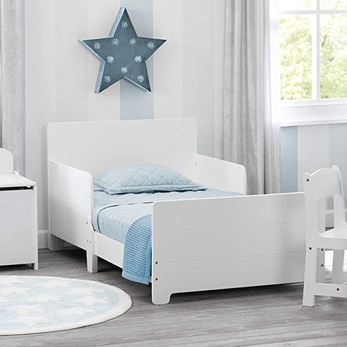 Delta children toddler bed in Bianca White