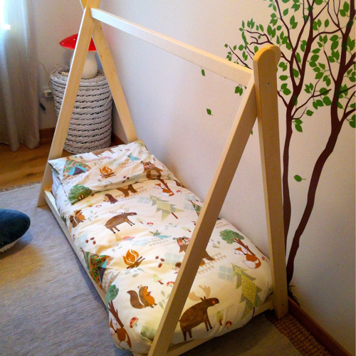 Toddler Wooden teepee floor bed