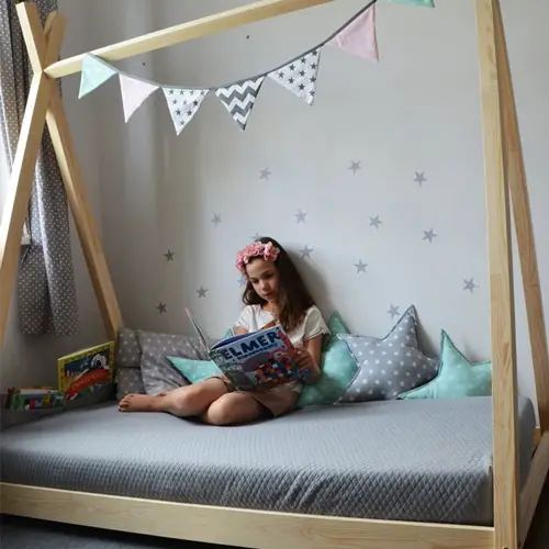 Wooden Tippi-Bett toddler bed