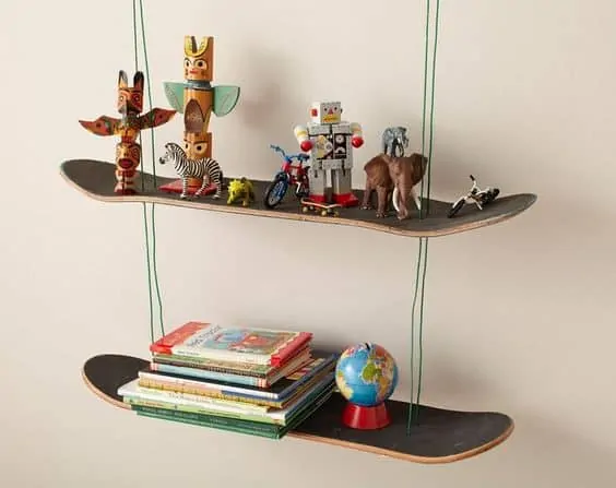 Skateboard DIY shelves