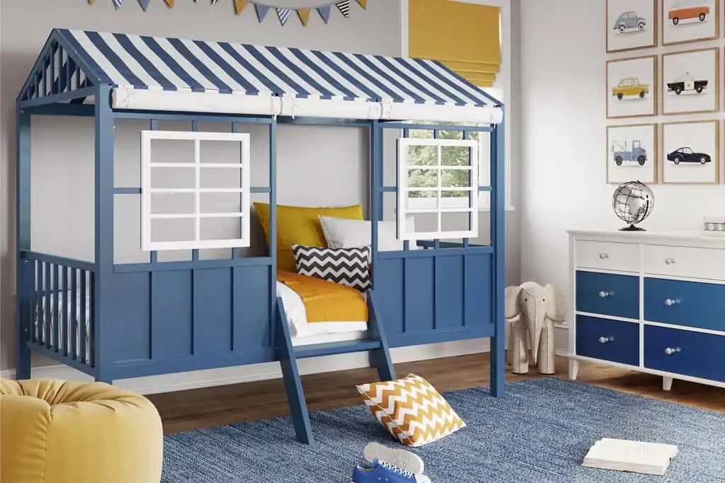 Playhouse bed